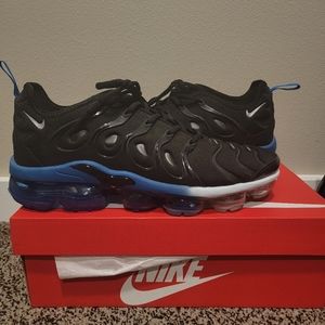 Nike Air VaporMax Plus